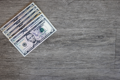 九五之尊与中国传统文化:权力、责任与道德的辩证关系 九五之尊与中国传统文化:权力、责任与道德的辩证关系